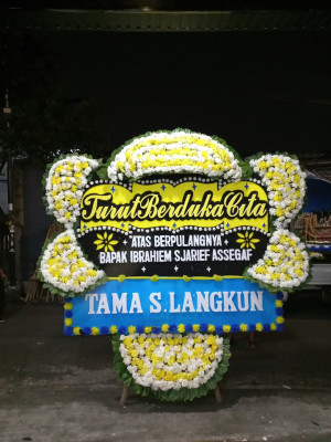 Papan Bunga Duka di Wonoplumbon